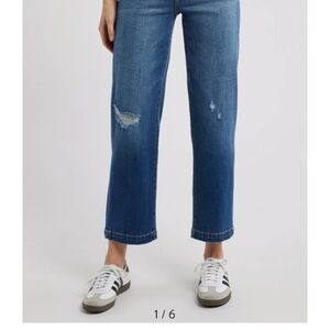 Stylish Blue Cropped Women's Jeans